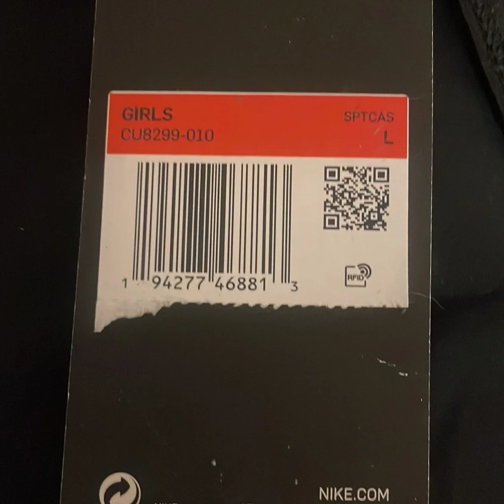 Nike Kids Tight Fit Leggings - Picture 3 of 3